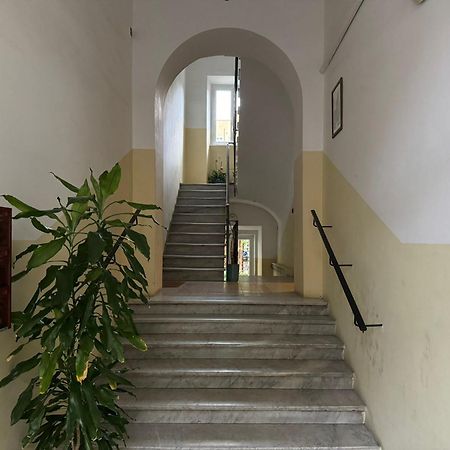 Casa Marin - Metro Malatesta Рим Екстериор снимка