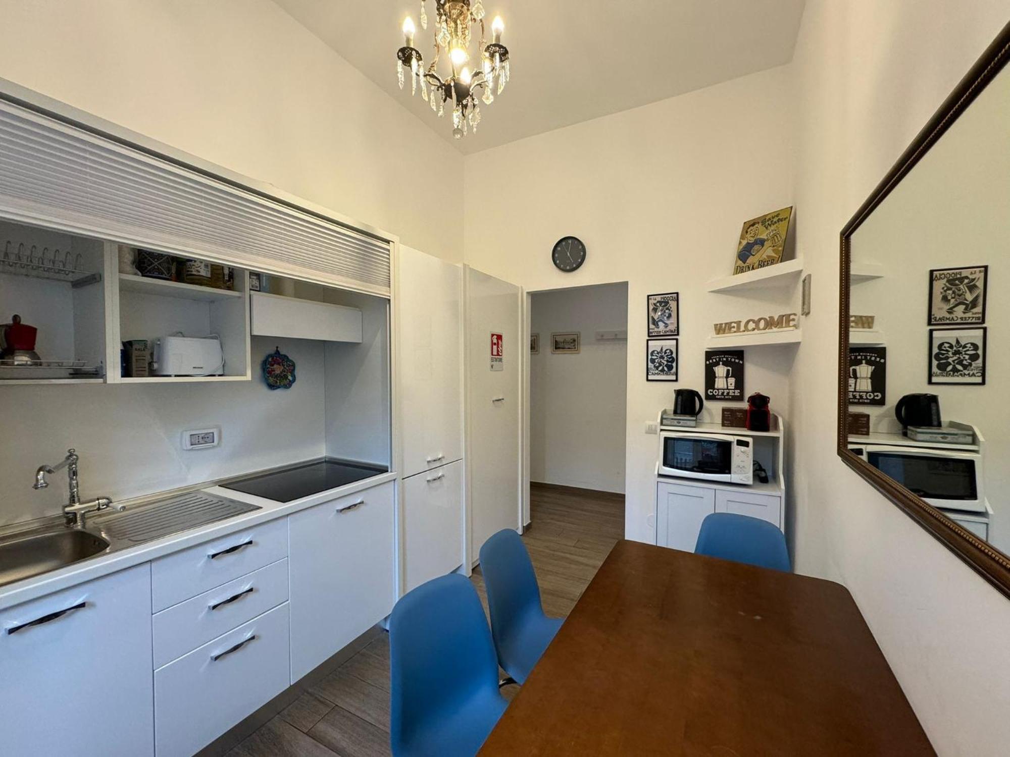 Casa Marin - Metro Malatesta Рим Екстериор снимка